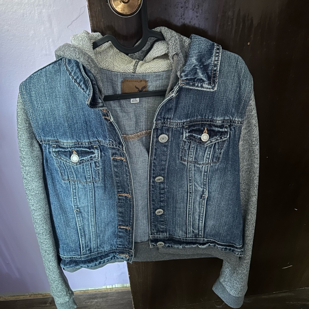American Eagle Outfitters Jean Hoodie Jacket
